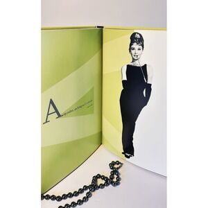 The Black Dress Valerie Steele 2007 First Edition Hardcover Fashion Book EUC